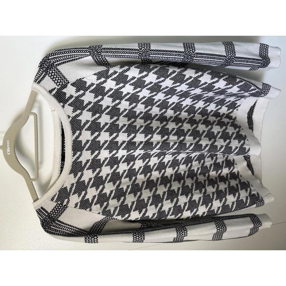 Tribal Women’s Houndstooth Sweater, Size L